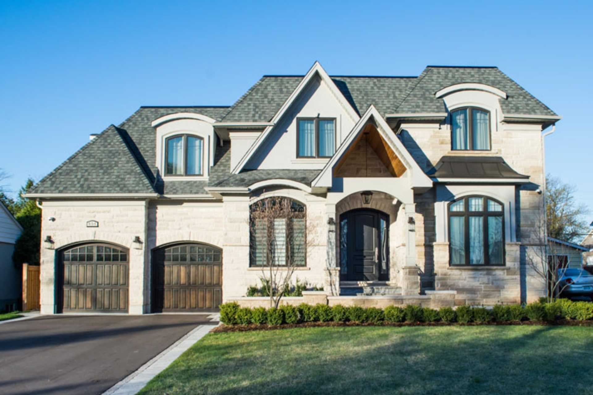How Energy-Efficient Windows Add Value to Custom-Built Homes - Custom Window Designs